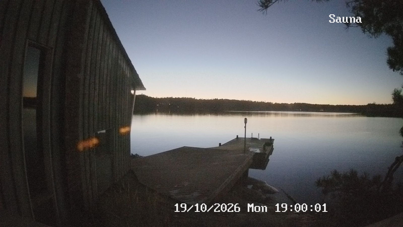 192.168.2.196_01_20261019190000532_TIMING.jpg